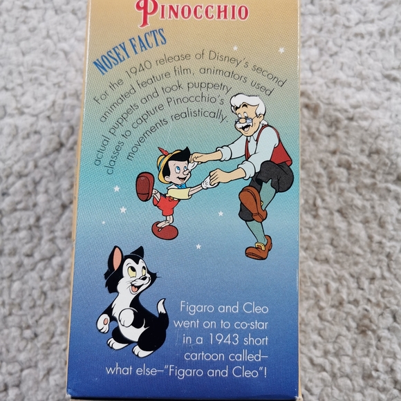 Disney Pinocchio Collector Series Plastic Cup - Picture 4 of 16